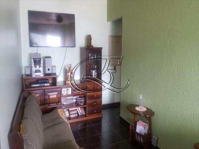 Apartamento à venda com 2 quartos, 64m² - Foto 1