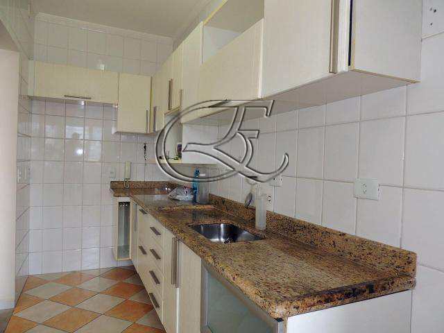 Apartamento à venda com 2 quartos, 68m² - Foto 13