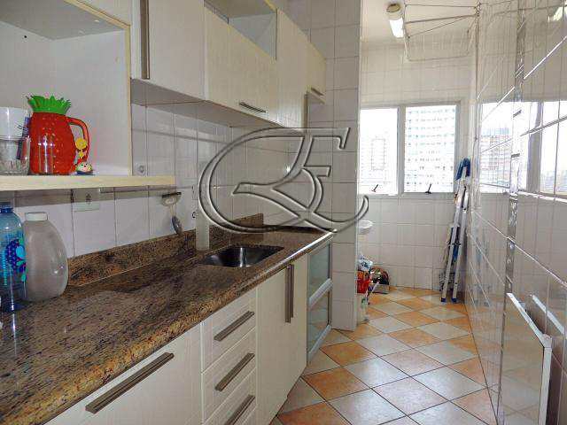 Apartamento à venda com 2 quartos, 68m² - Foto 15