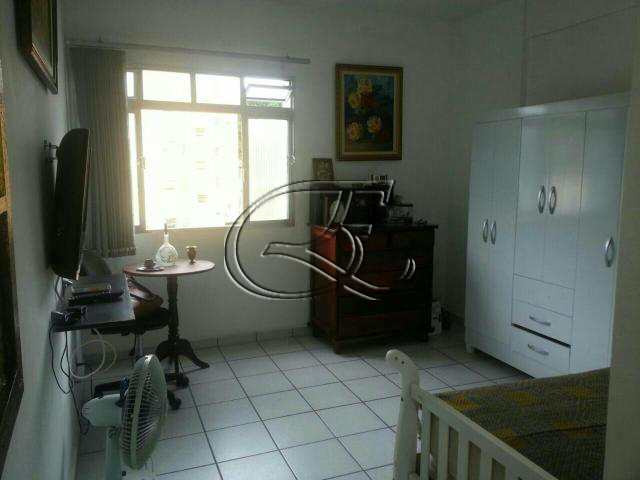 Apartamento à venda com 1 quarto, 34m² - Foto 2