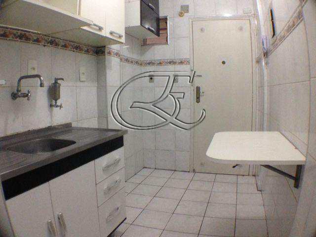 Apartamento à venda com 1 quarto, 28m² - Foto 9