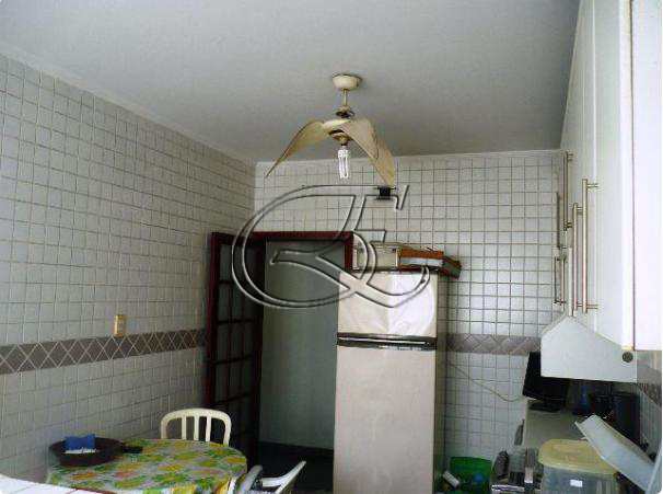 Apartamento à venda com 2 quartos, 86m² - Foto 11