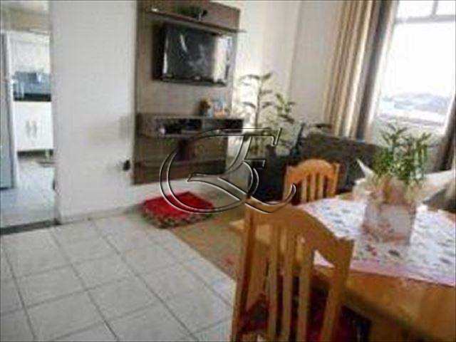 Apartamento à venda com 2 quartos, 75m² - Foto 2