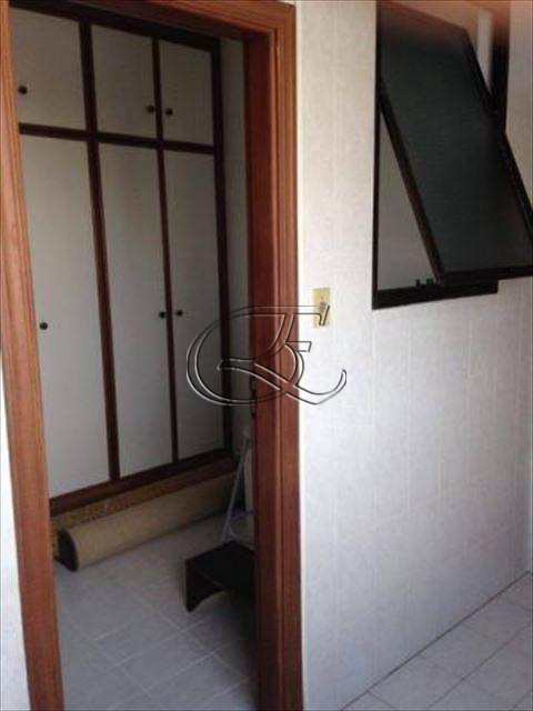 Apartamento à venda com 3 quartos, 150m² - Foto 18