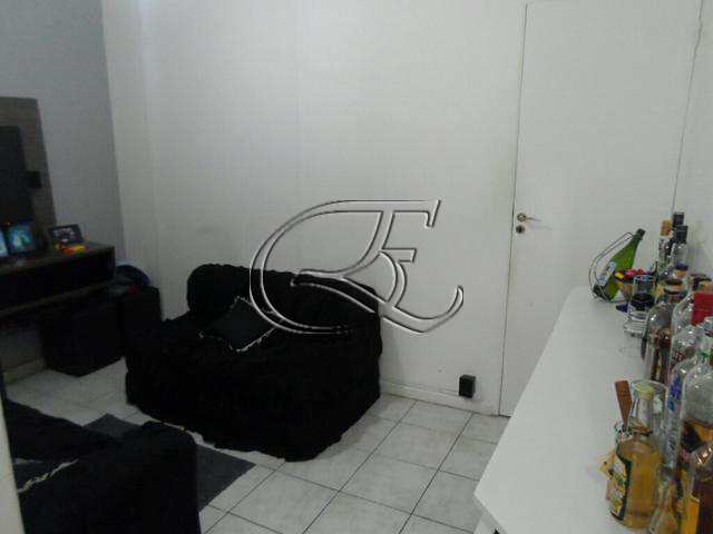 Apartamento à venda com 1 quarto, 40m² - Foto 1