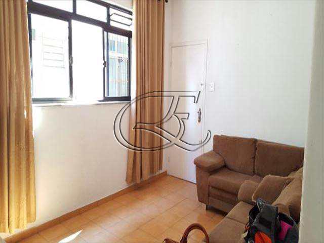 Apartamento à venda com 2 quartos, 72m² - Foto 2