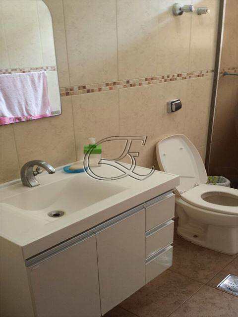 Apartamento à venda com 3 quartos, 135m² - Foto 18