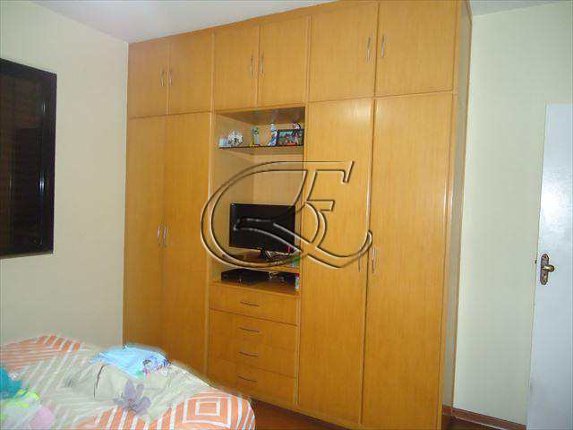 Apartamento à venda com 3 quartos, 106m² - Foto 13