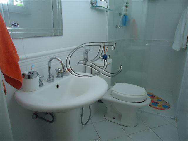 Apartamento à venda com 3 quartos, 200m² - Foto 15