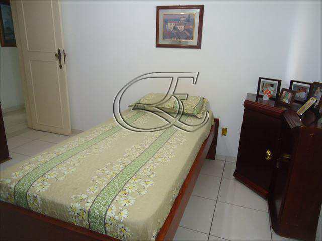 Apartamento à venda com 3 quartos, 200m² - Foto 17