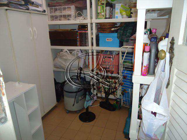 Apartamento à venda com 3 quartos, 200m² - Foto 33