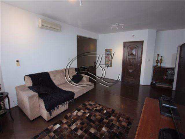 Apartamento à venda com 3 quartos, 140m² - Foto 2