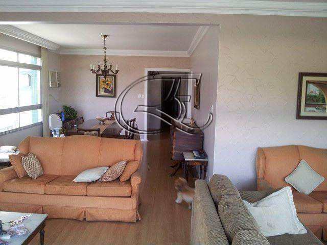 Apartamento à venda com 3 quartos, 195m² - Foto 2