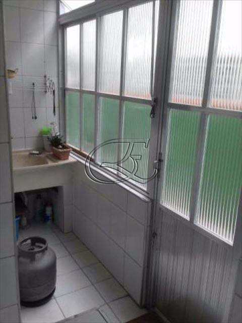 Apartamento à venda com 2 quartos, 63m² - Foto 11