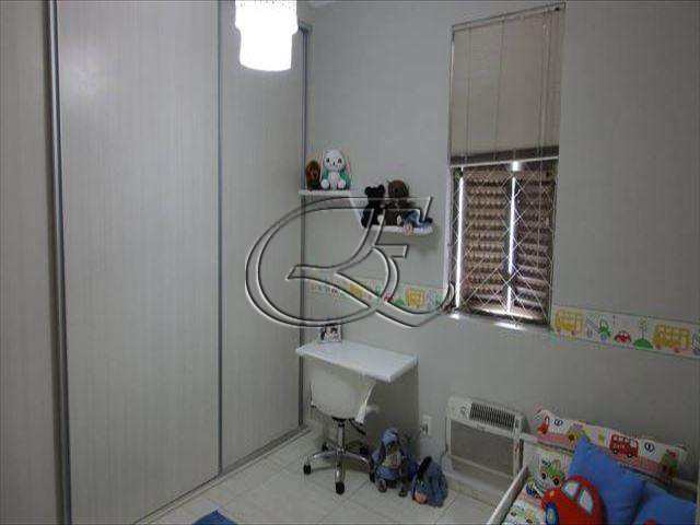 Apartamento à venda com 3 quartos, 110m² - Foto 7