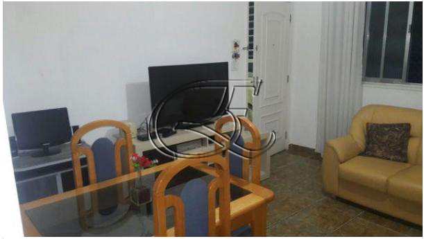 Apartamento à venda com 2 quartos, 60m² - Foto 2