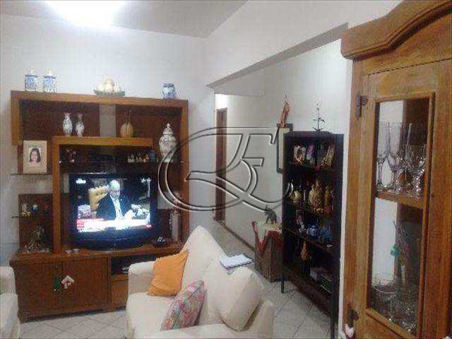 Apartamento à venda com 2 quartos, 75m² - Foto 2