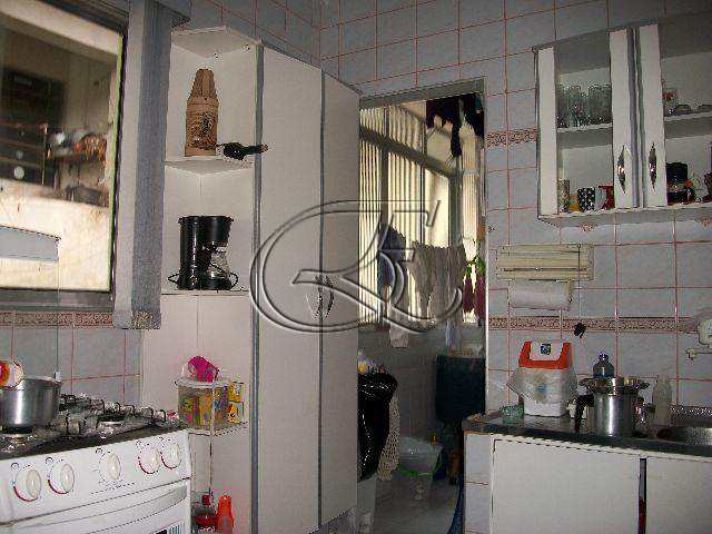 Apartamento à venda com 2 quartos, 64m² - Foto 15