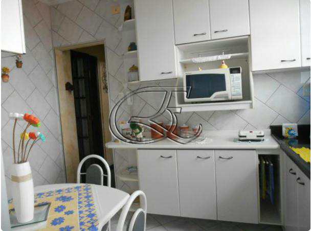 Apartamento à venda com 2 quartos, 75m² - Foto 15