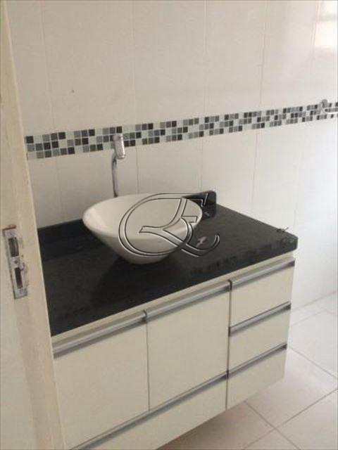 Apartamento à venda com 2 quartos, 68m² - Foto 5