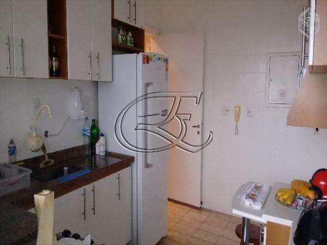 Apartamento à venda com 2 quartos, 62m² - Foto 11