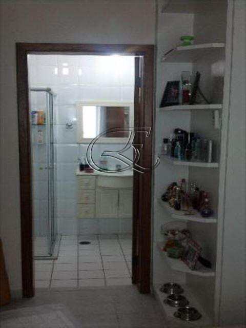 Apartamento à venda com 2 quartos, 65m² - Foto 11