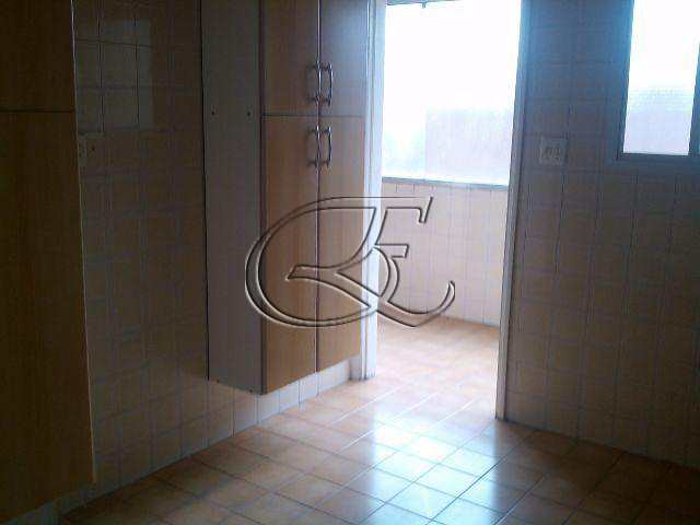 Apartamento à venda com 3 quartos, 130m² - Foto 16