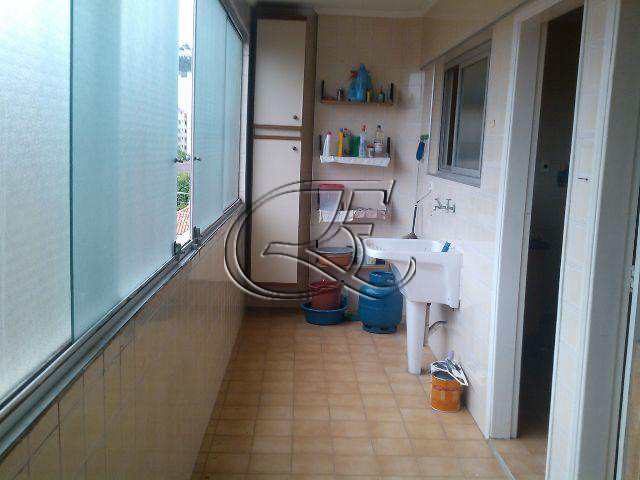 Apartamento à venda com 3 quartos, 130m² - Foto 17