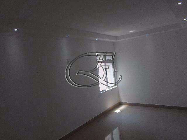 Apartamento à venda com 1 quarto, 37m² - Foto 2