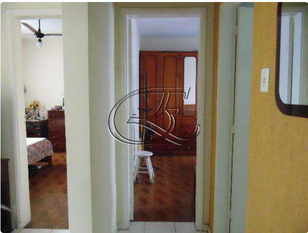 Apartamento à venda com 2 quartos, 75m² - Foto 3