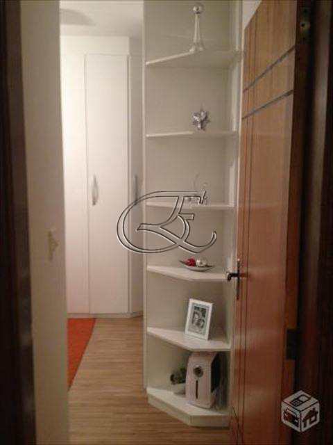 Apartamento à venda com 2 quartos, 92m² - Foto 5