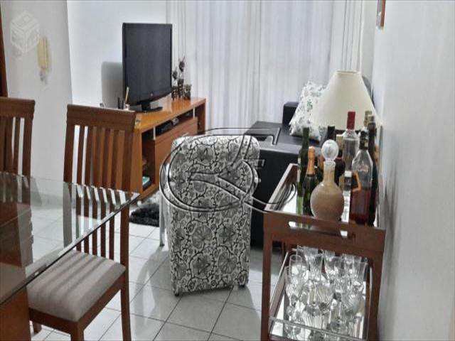 Apartamento à venda com 2 quartos, 61m² - Foto 2