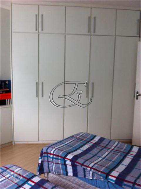 Apartamento à venda com 2 quartos, 80m² - Foto 11