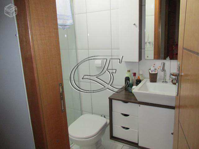 Apartamento à venda com 2 quartos, 58m² - Foto 4