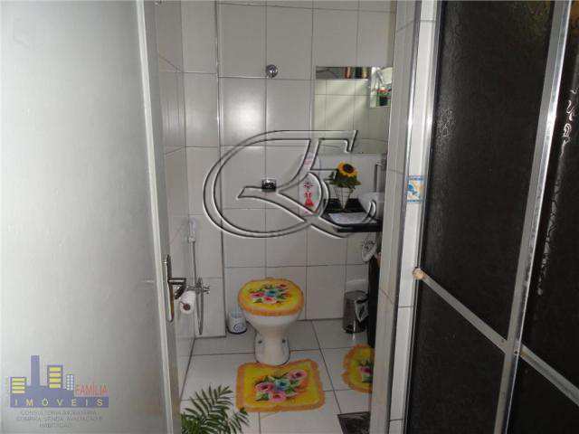 Apartamento à venda com 2 quartos, 70m² - Foto 10