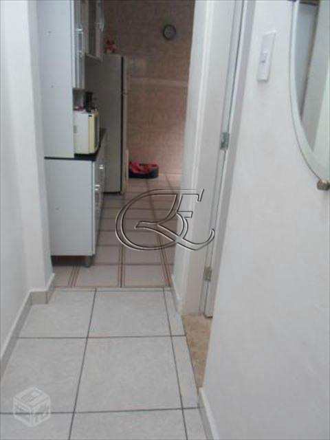 Apartamento à venda com 2 quartos, 60m² - Foto 5