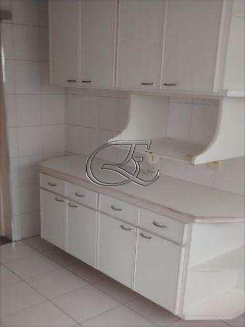 Apartamento à venda com 2 quartos, 95m² - Foto 11