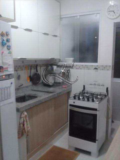 Apartamento à venda com 2 quartos, 70m² - Foto 9