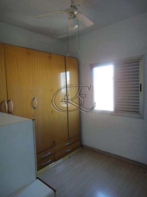 Apartamento à venda com 2 quartos, 75m² - Foto 4