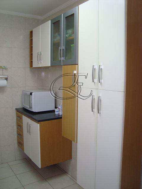 Apartamento à venda com 2 quartos, 65m² - Foto 13