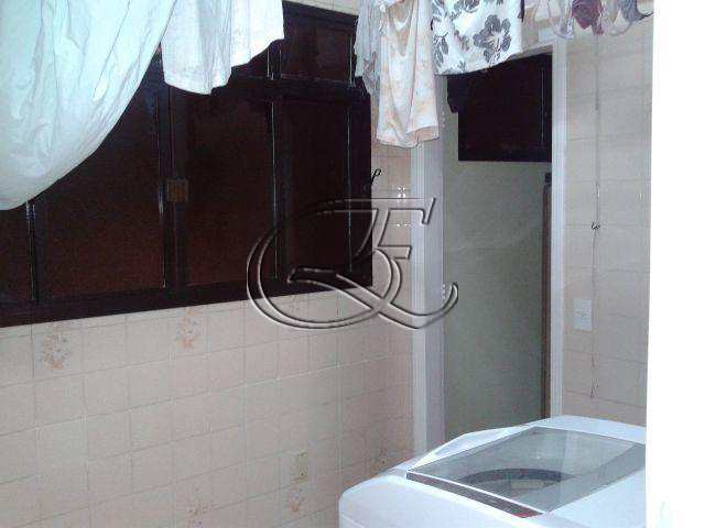 Apartamento à venda com 3 quartos, 130m² - Foto 19