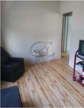 Apartamento à venda com 2 quartos, 81m² - Foto 2