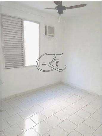 Apartamento à venda com 2 quartos, 67m² - Foto 4