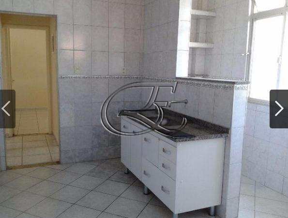 Apartamento à venda com 2 quartos, 60m² - Foto 13