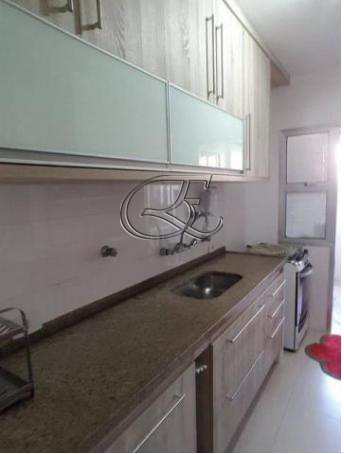 Apartamento à venda com 2 quartos, 76m² - Foto 9