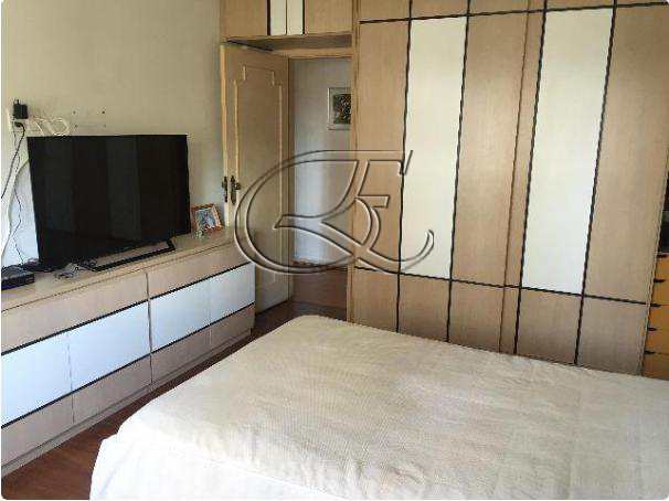 Apartamento à venda com 3 quartos, 190m² - Foto 11