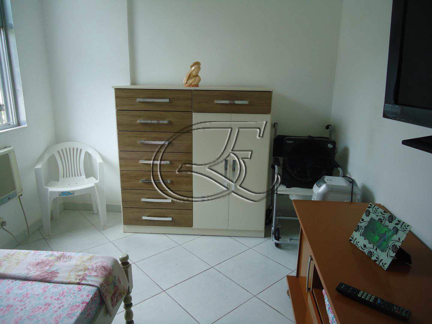 Apartamento para alugar com 3 quartos, 70m² - Foto 11