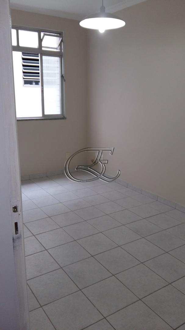 Apartamento à venda com 1 quarto, 60m² - Foto 4