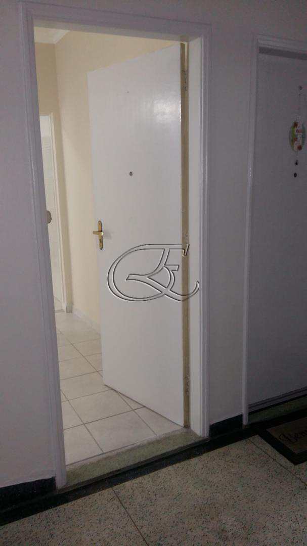 Apartamento à venda com 1 quarto, 60m² - Foto 1