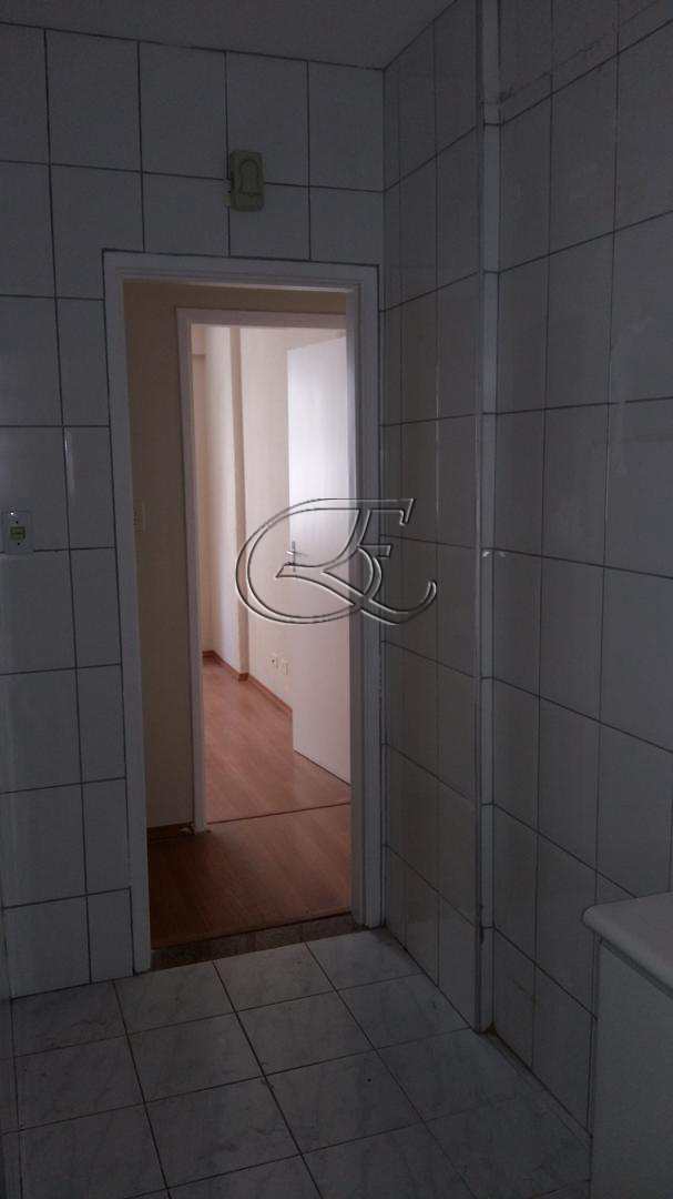 Apartamento à venda com 1 quarto, 40m² - Foto 15